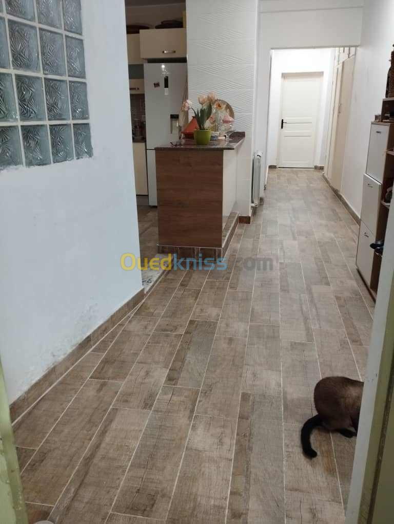 Vente Appartement F5 Annaba Annaba