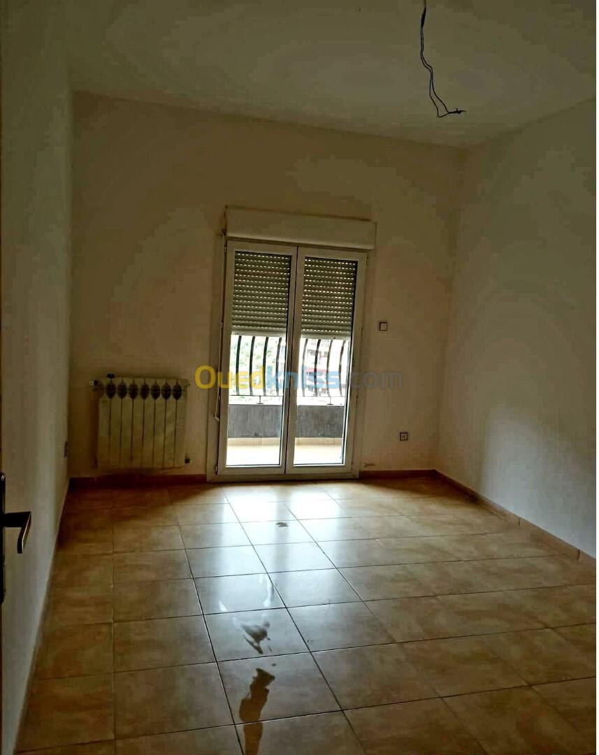 Location Appartement F3 Annaba Annaba