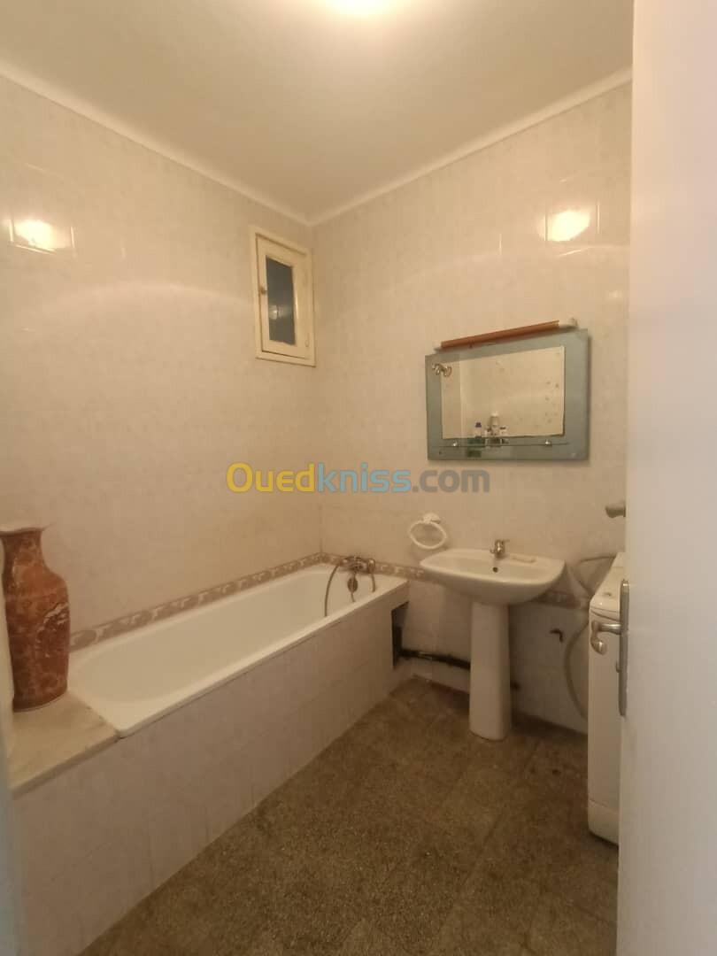 Location Appartement F3 Annaba Annaba