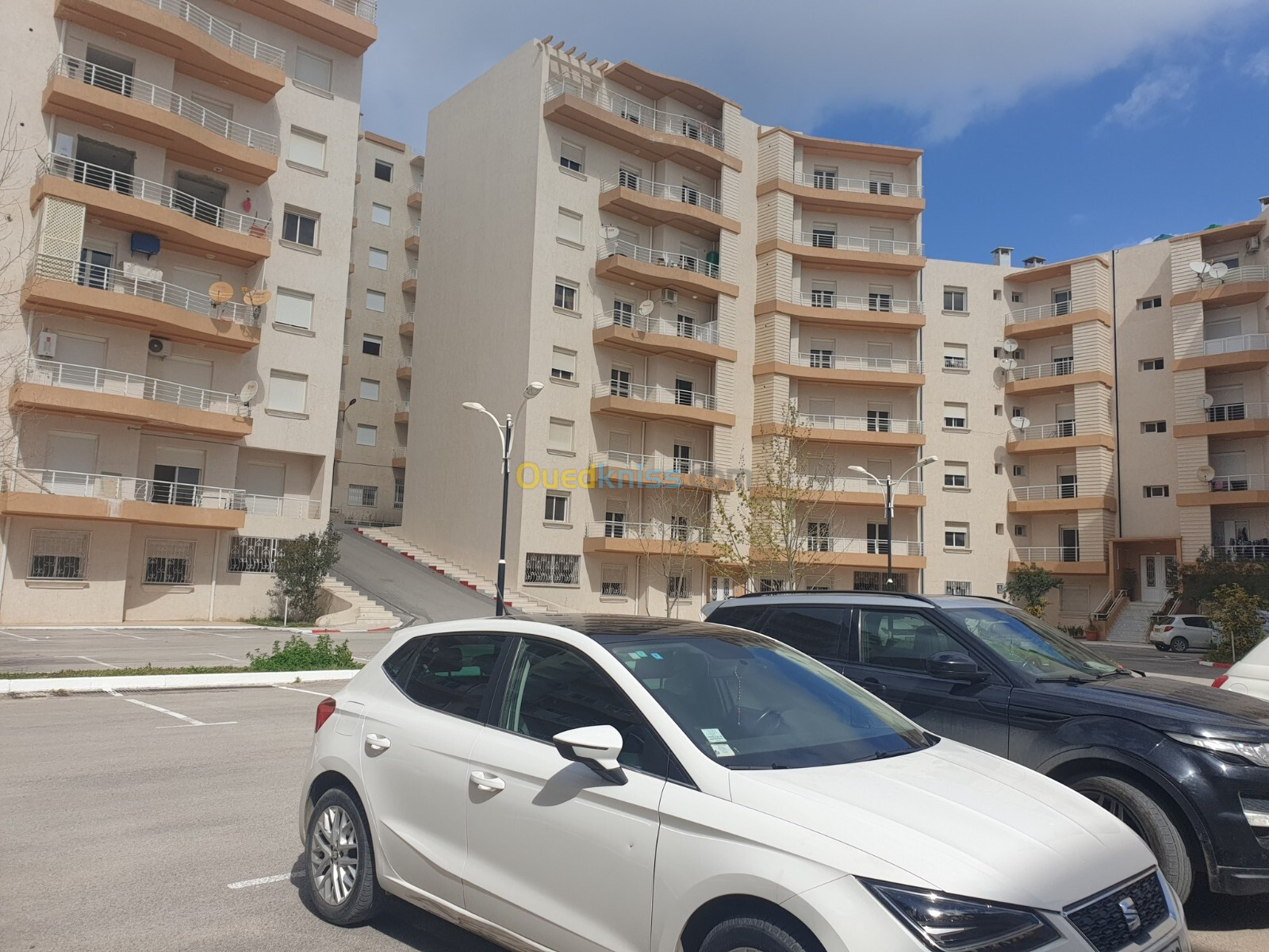 Location Appartement F4 Annaba Annaba