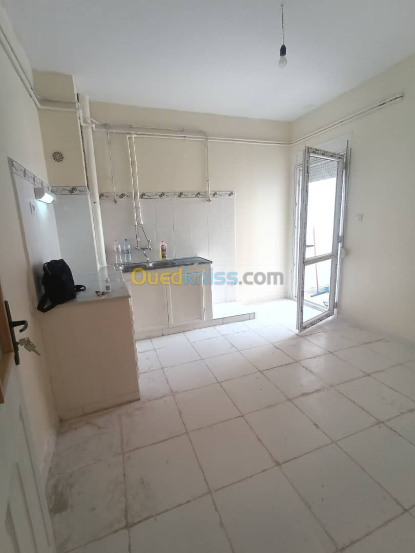 Location Appartement F3 Annaba Annaba