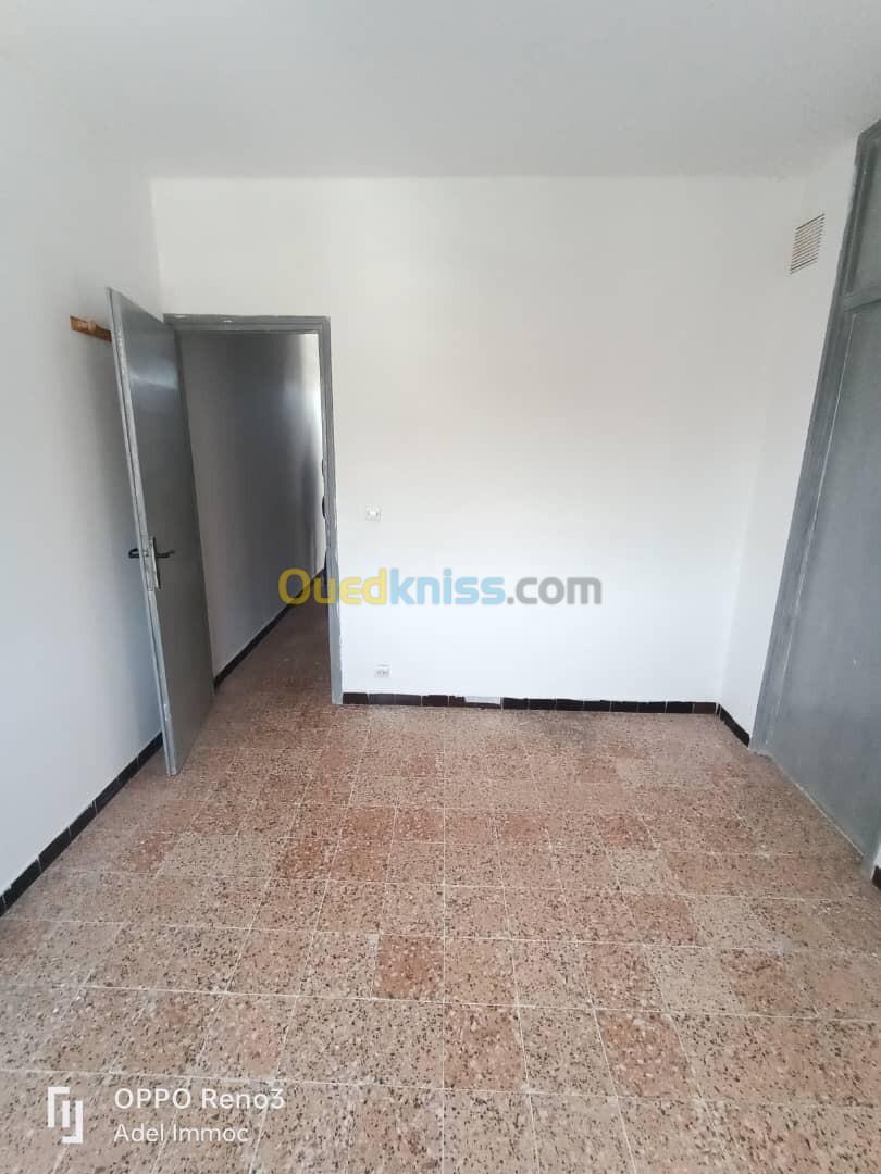 Location Appartement F3 Annaba Annaba