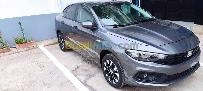 Fiat Tipo 2024 City