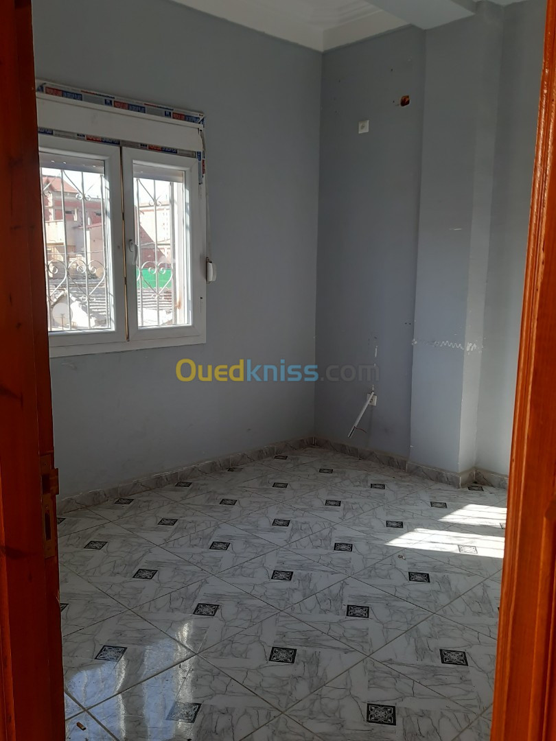 Location Appartement F4 Blida Mouzaia