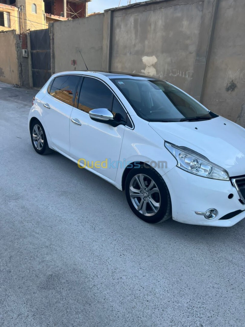 Peugeot 208 2014 208