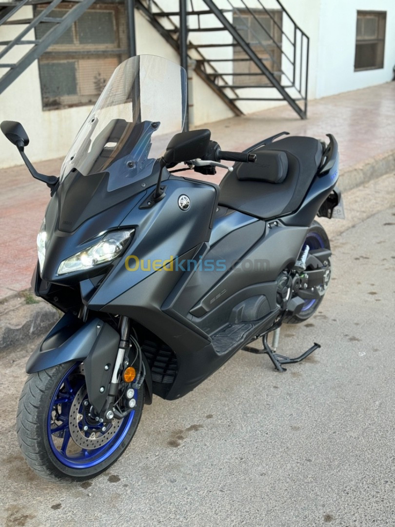 Yamaha Tmax 2022 562