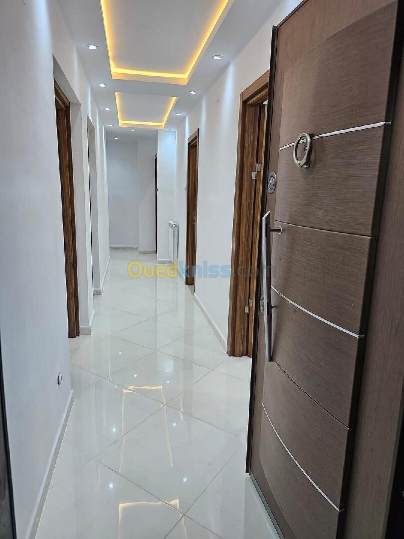 Vente Appartement F4 Alger Bordj el bahri