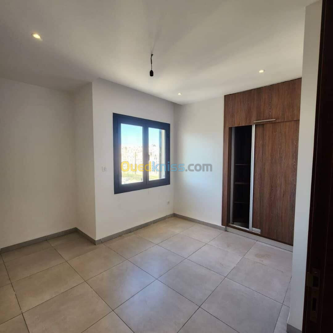 Vente Appartement F4 Alger Bordj el bahri