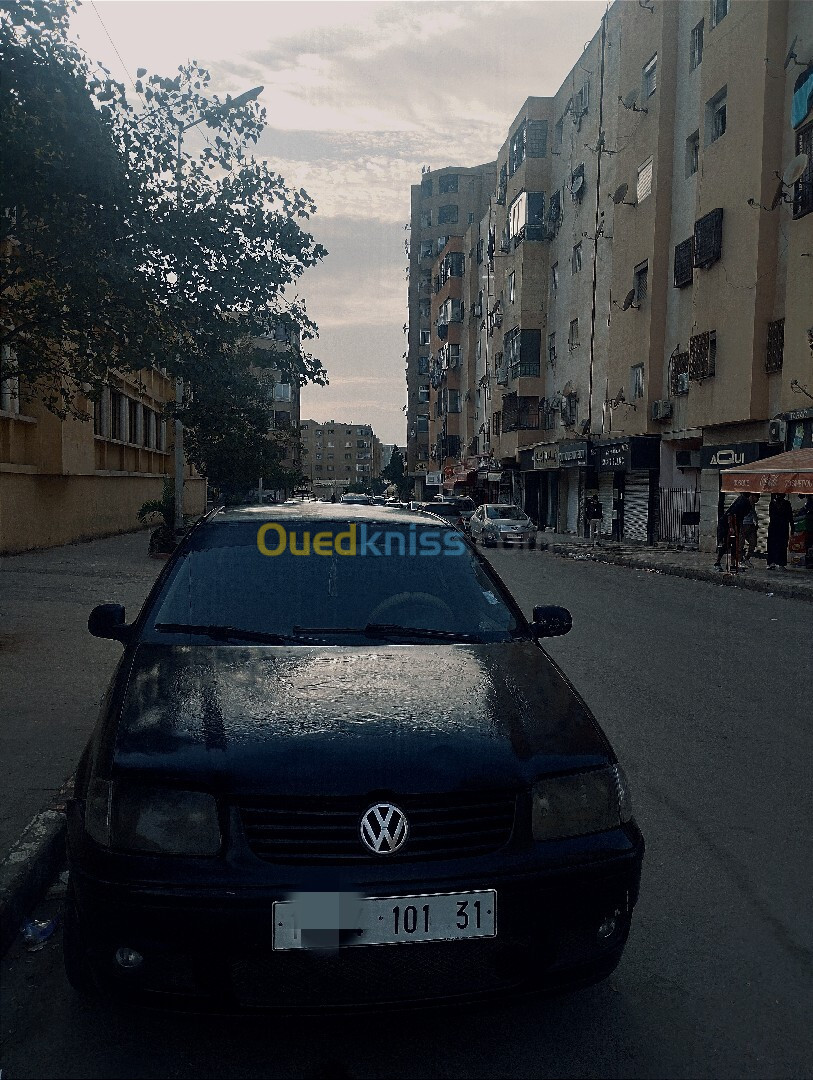 Volkswagen Polo 2001 Noire