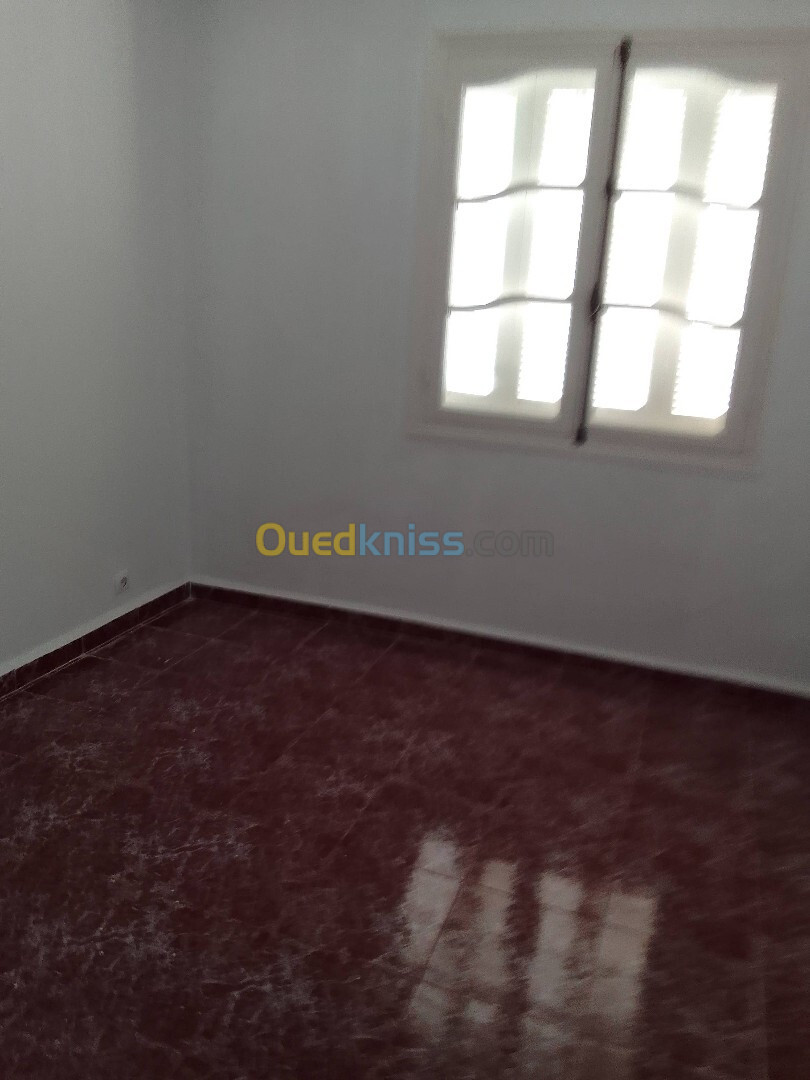 Location Appartement F4 Alger Cheraga