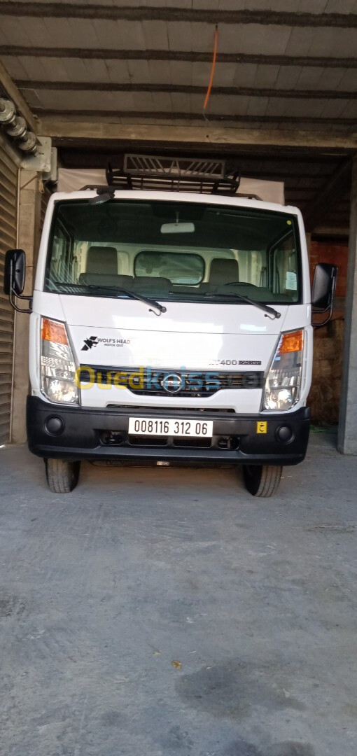 Nissan capstar NT 400 2012