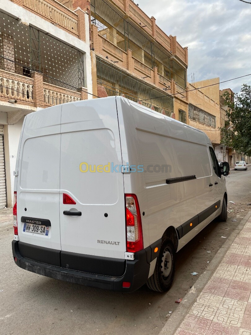 Renault Master 2024 