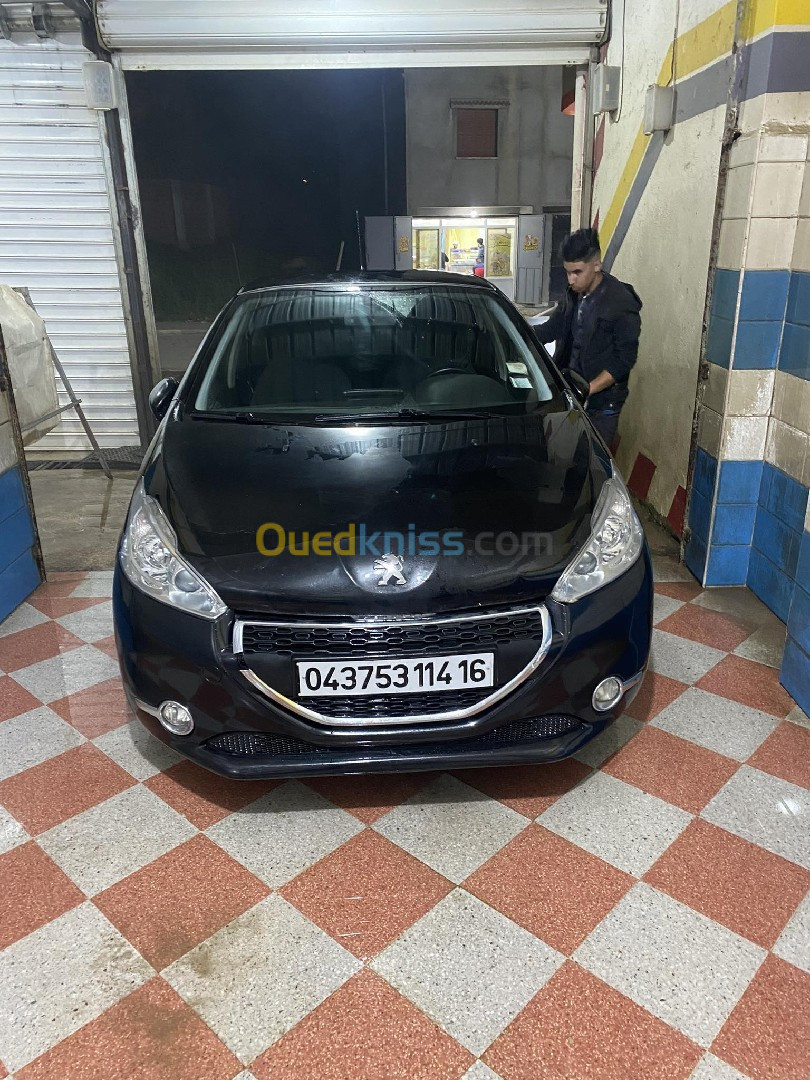 Peugeot 208 2014 Active