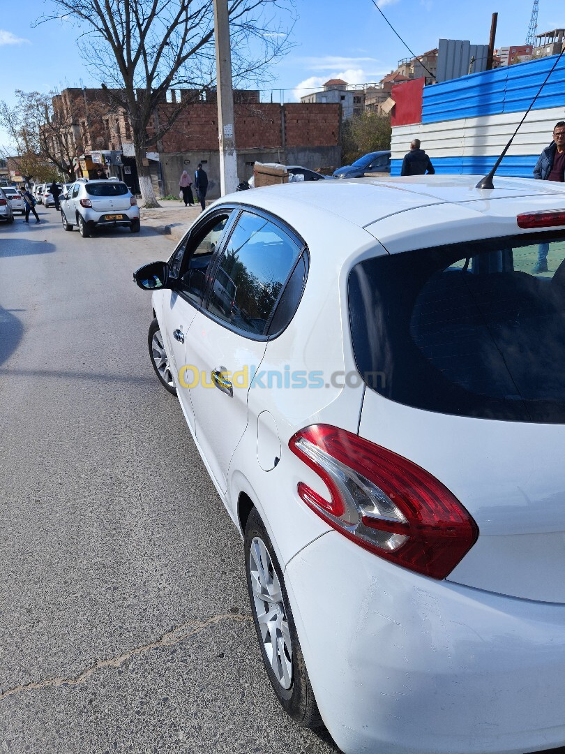 Peugeot 208 2013 Active