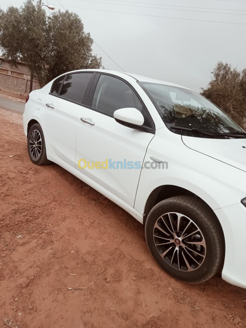 Fiat Tipo 2024 