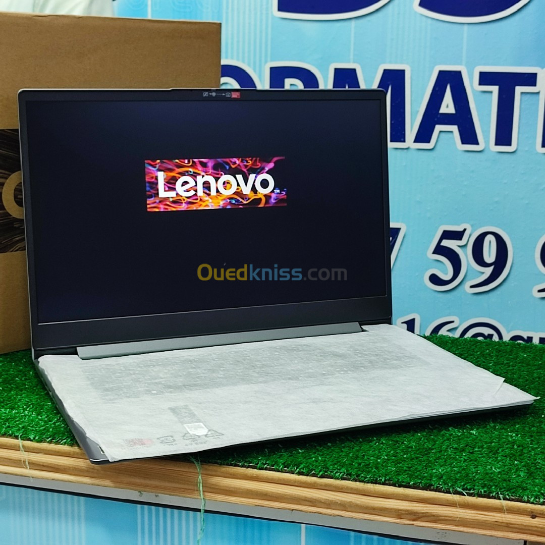 Lenovo IdeaPad 3 RYZEN 5 3500U 08GO RAM 512SSD 17.3 HD+ JAMAIS UTILISÉ