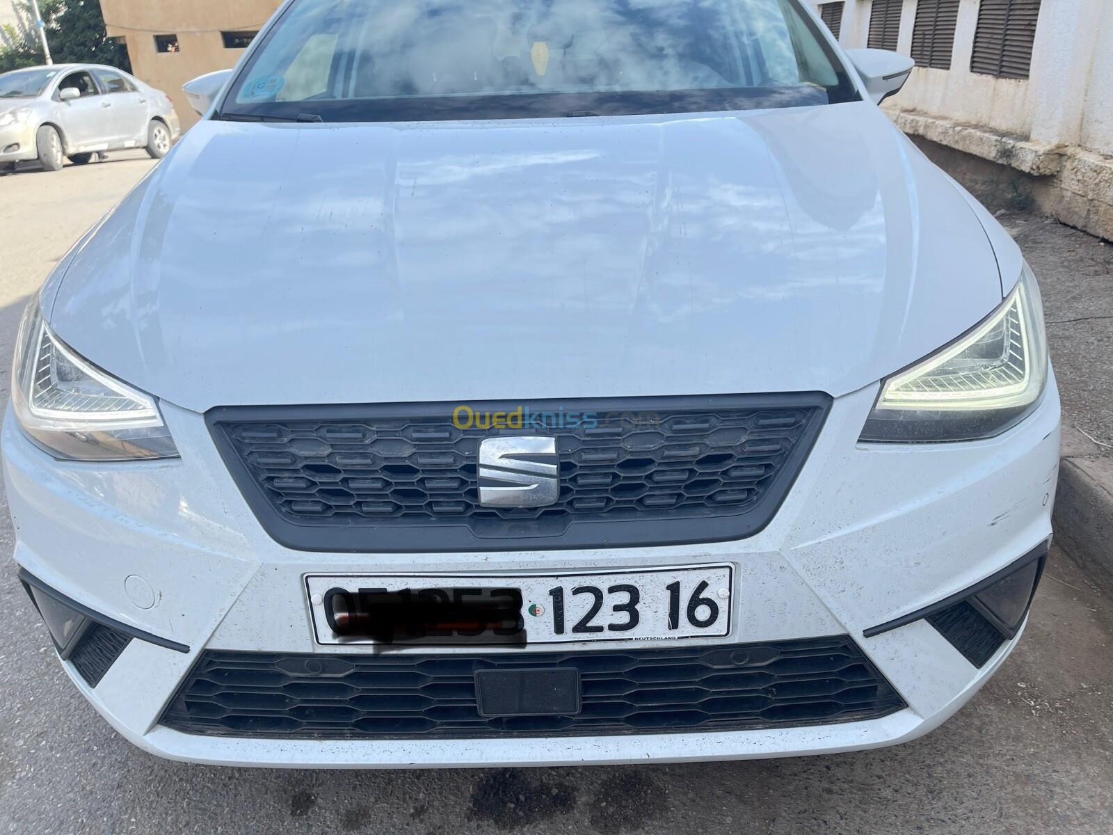 Seat Ibiza 2023 Urban sans toit