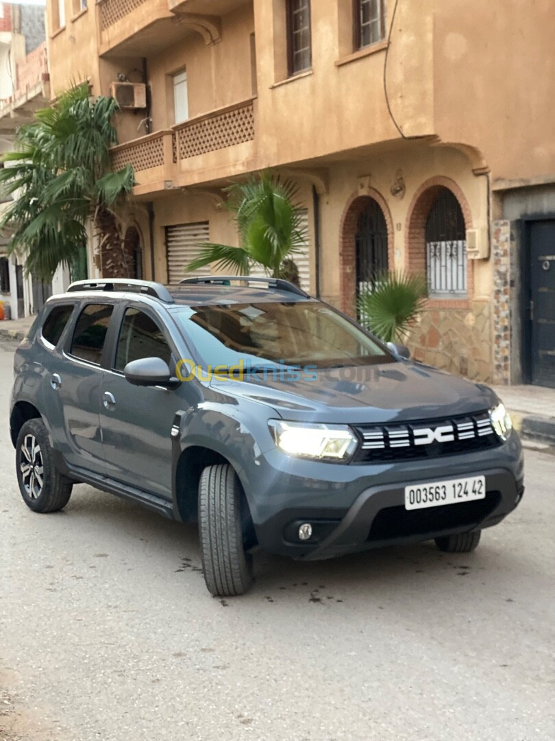 Dacia Duster 2024 Journée