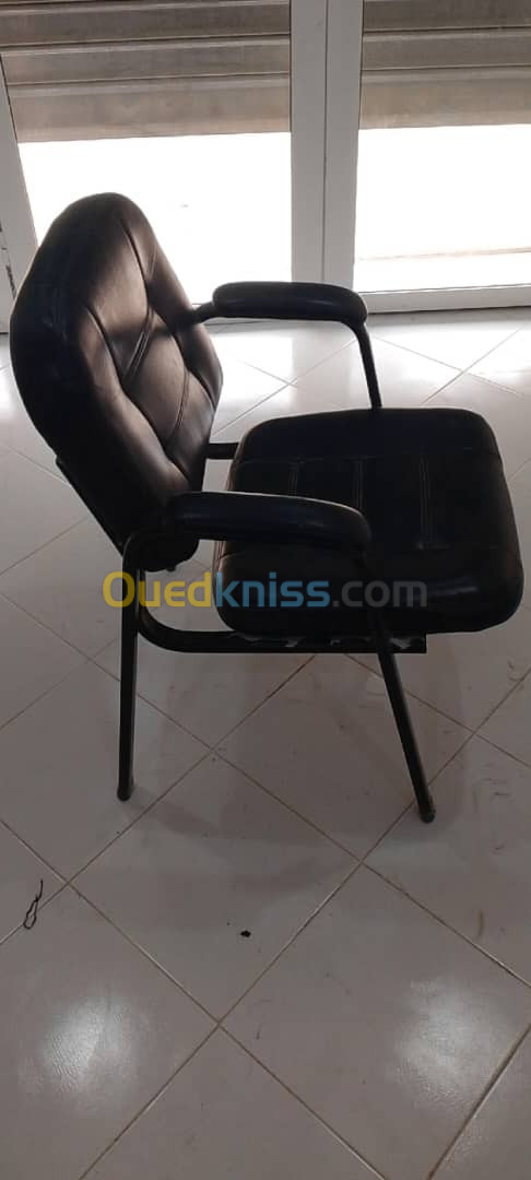 Chaise de bureau+chaises visiteurs  / 