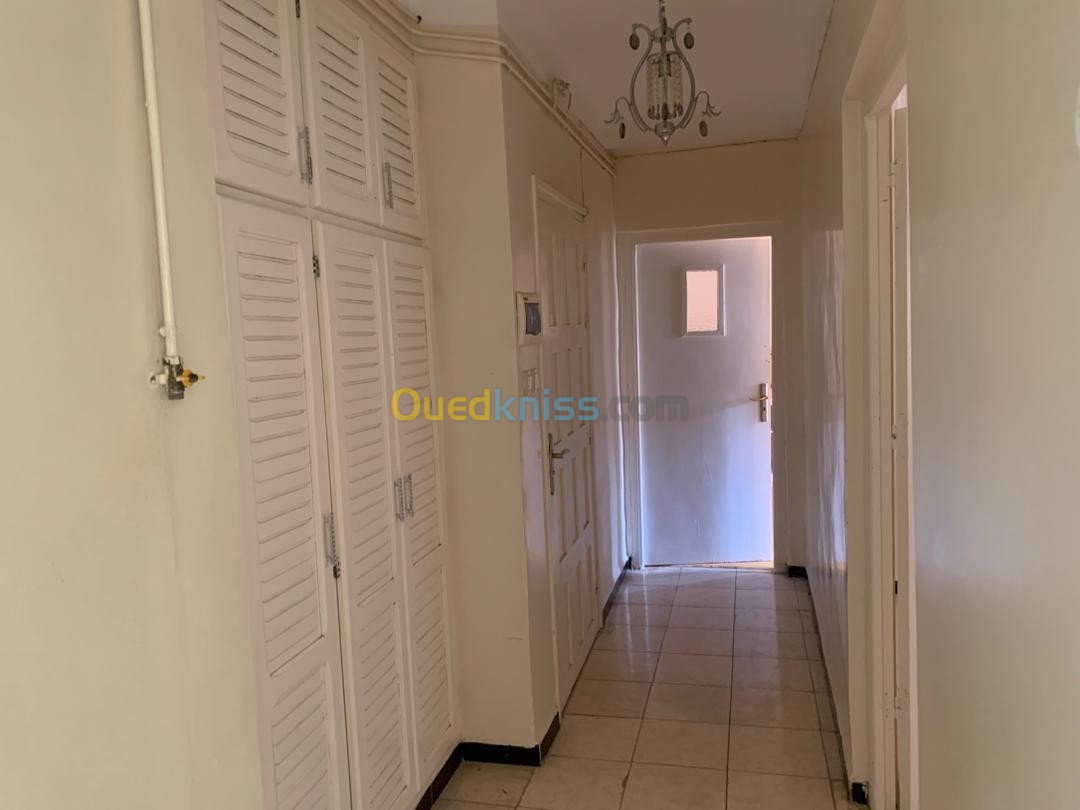 Location Appartement F3 Mostaganem Mostaganem