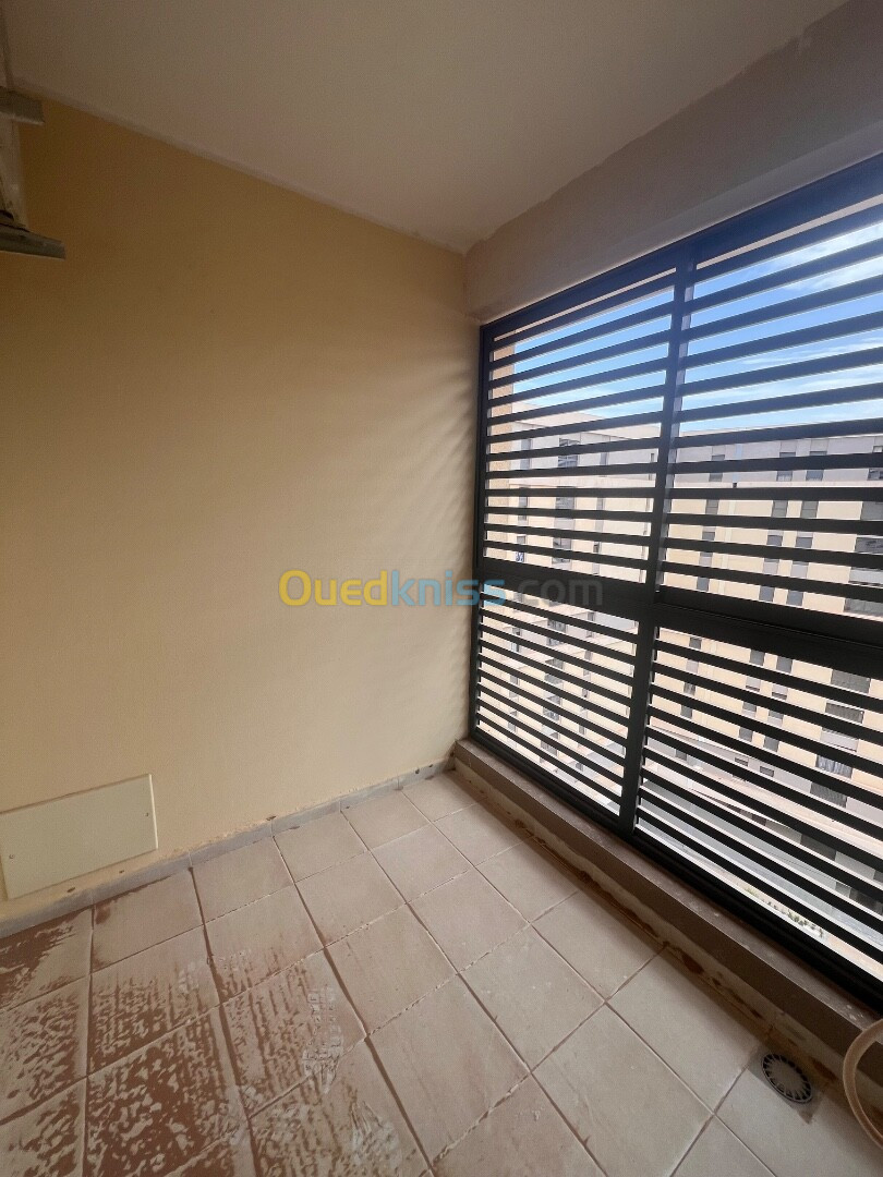 Vente Appartement F05 Oran Bir el djir