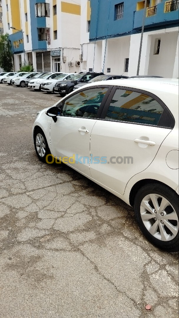 Kia Rio 5 portes 2015 Rio 5 portes