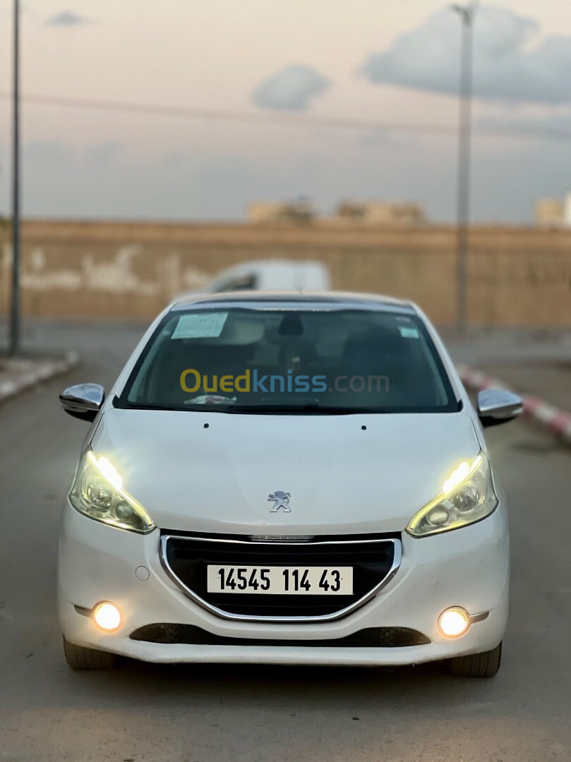 Peugeot 208 2014 Allure