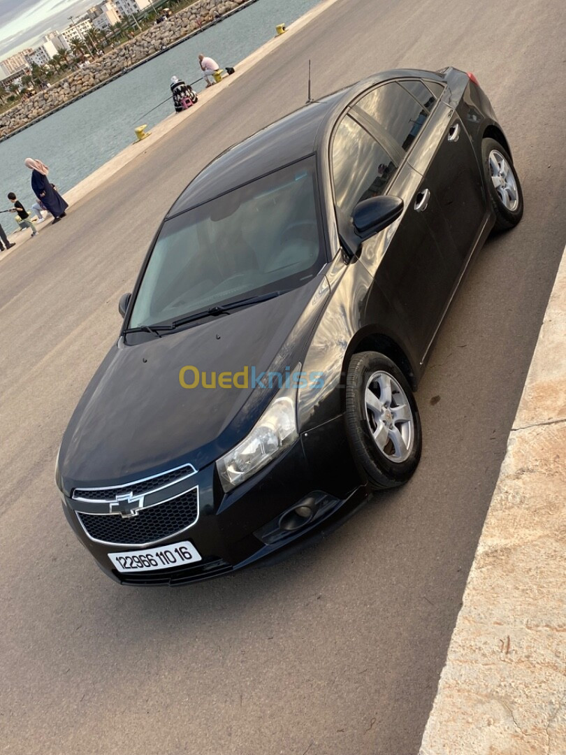 Chevrolet Cruze 2010 LT