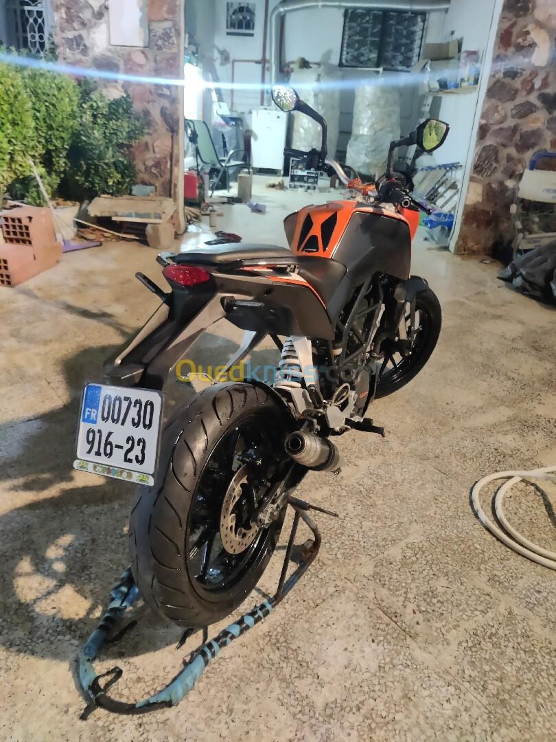 KTM Duke 125 2016