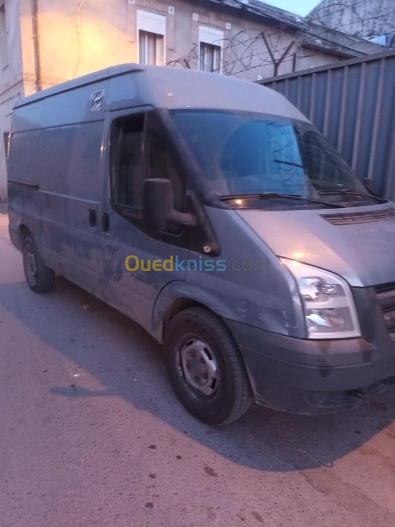 Ford Transit Ford 2011