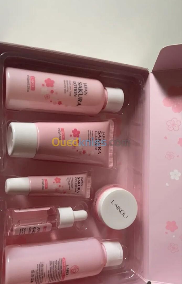 Laikou Sakura Japonais - Soin Complet pour une Peau Radieuse 