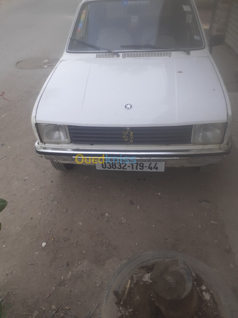 Peugeot 404 1979 104