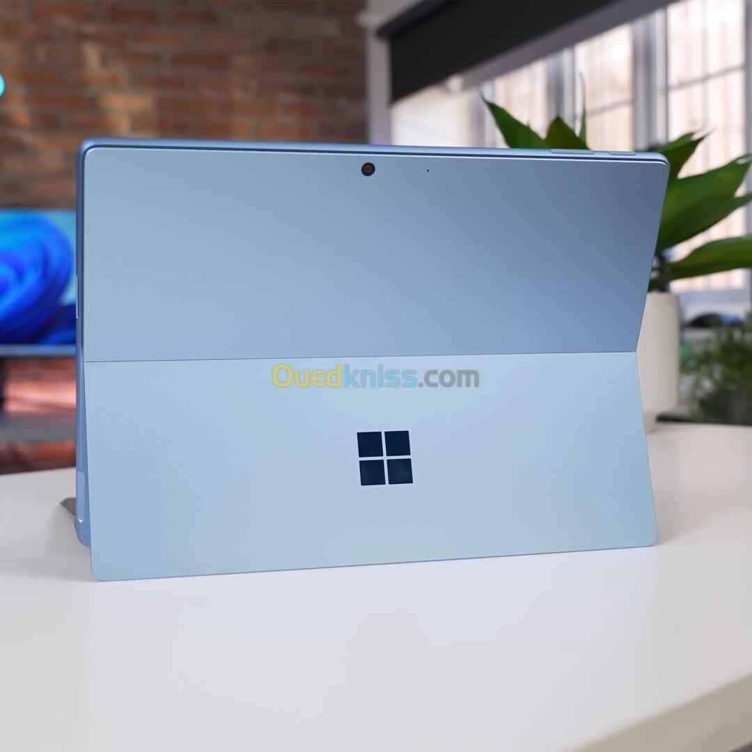 Microsoft Surface Pro 10/CORE ULTRA 5- 135UE/RAM 8GB /SSD 256/ECRAN 13 TACTILE 2.5 K