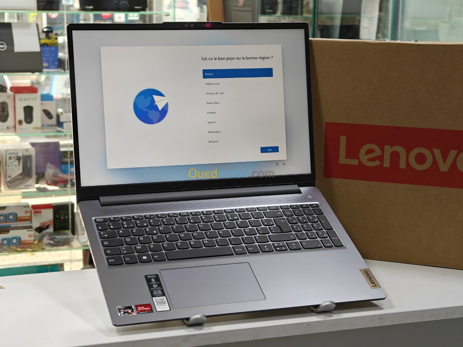 LENOVO IDEAPAD SLIM 3 16ABR8 16'' FHD+ RYZEN 7 7730U 16GB 512GB SSD NEUF SOUS EMBALLAGE JAMAIS UTILISÉ 