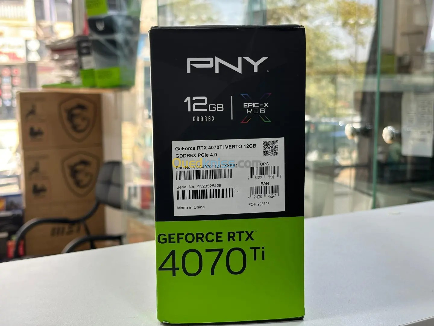 PNY GEFORCE RTX 4070TI RGB 12 GB GDDR6X NEUF sous emballage jamais utilisé 