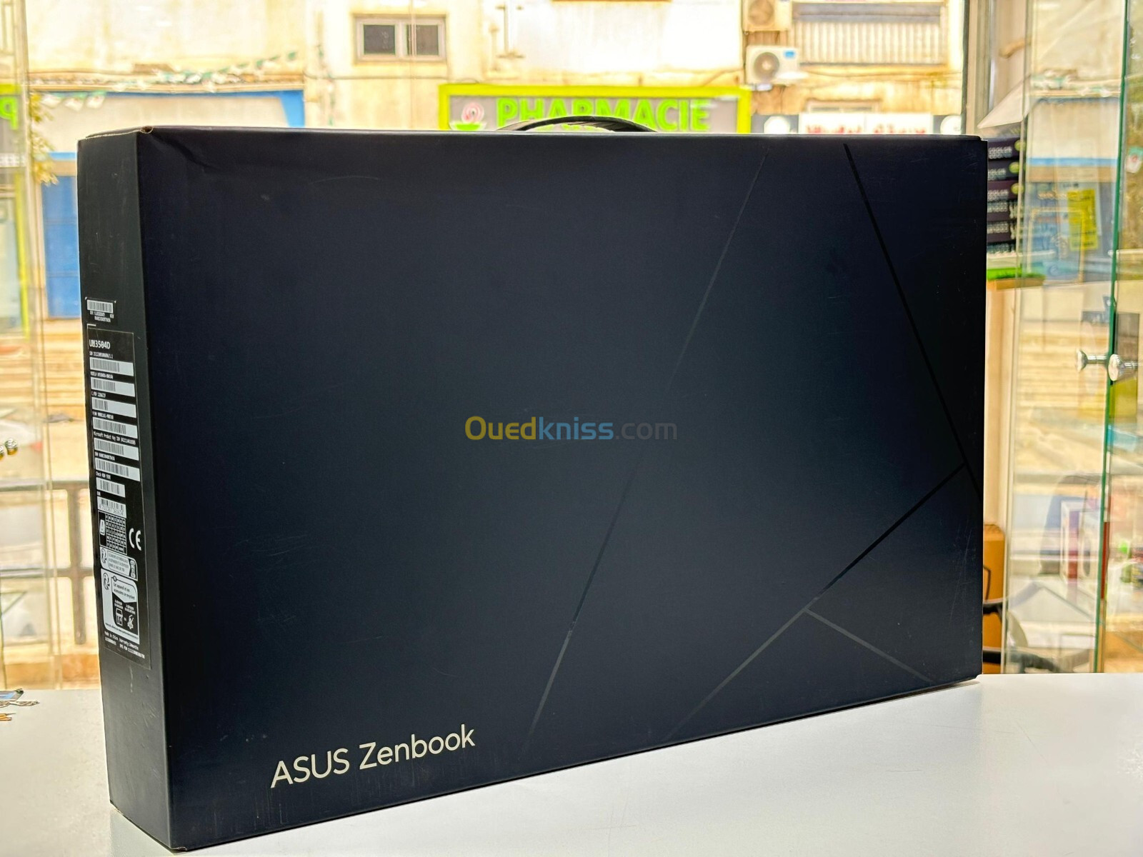 ASUS ZENBOOK 15 RYZEN 7735U 64 GB 1 TB SSD NEUF SOUS EMBALLAGE JAMAIS UTILISÉ 