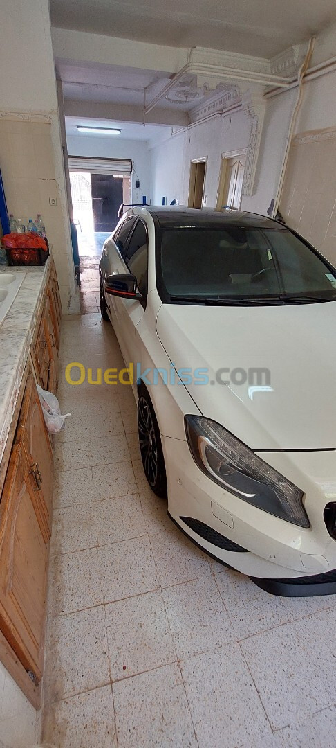 Mercedes Classe A 2015 Barbus