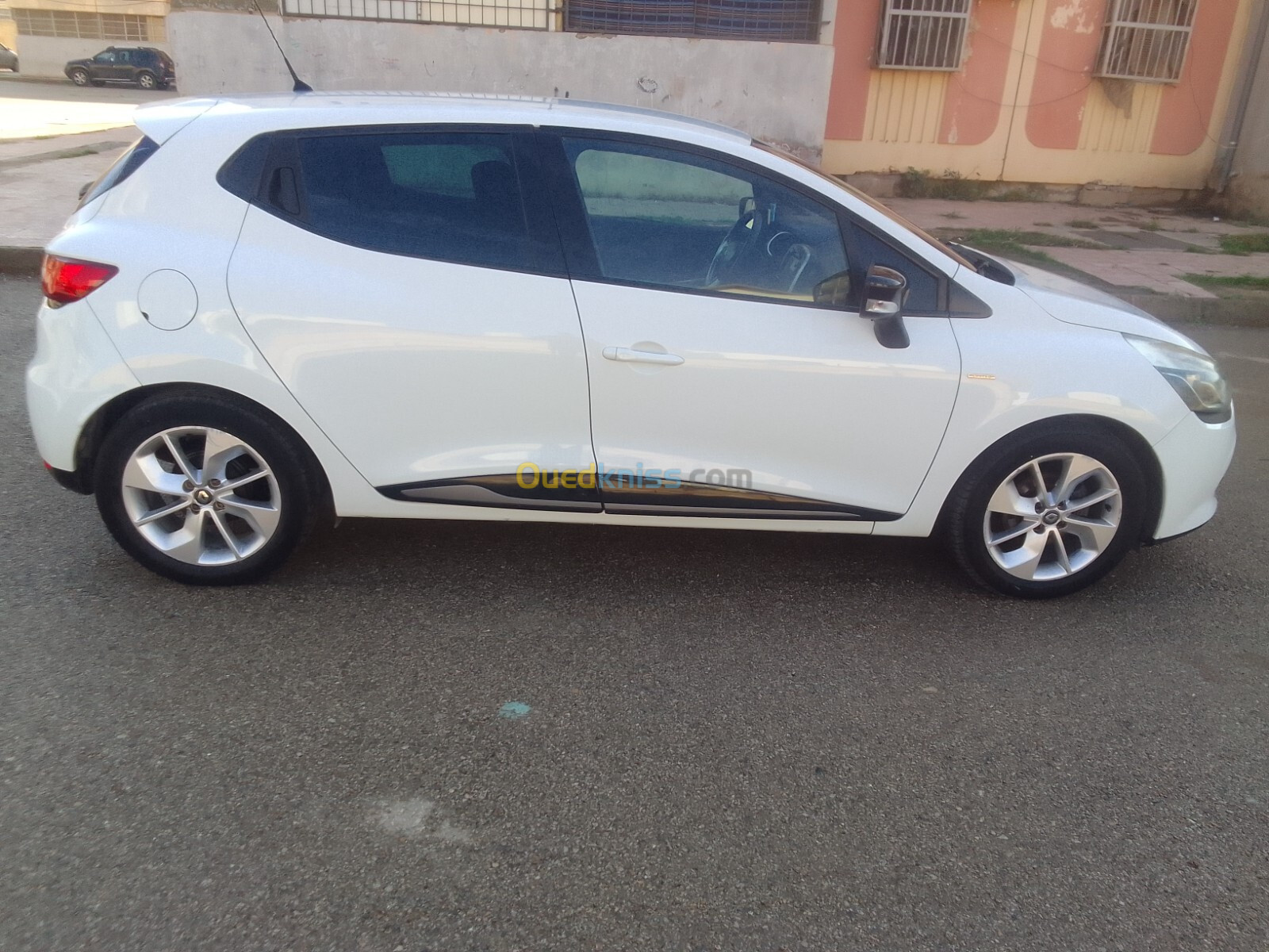 Renault Clio 4 2016 Limited 2