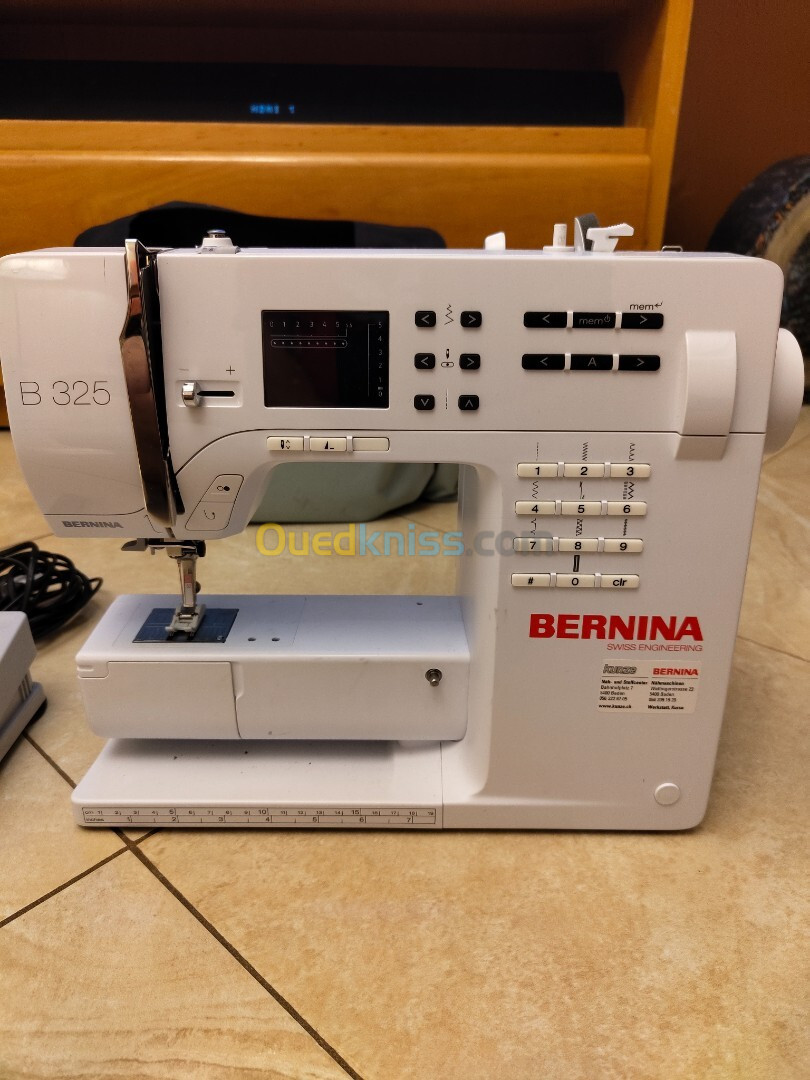 Machine à coudre BERNINA 325