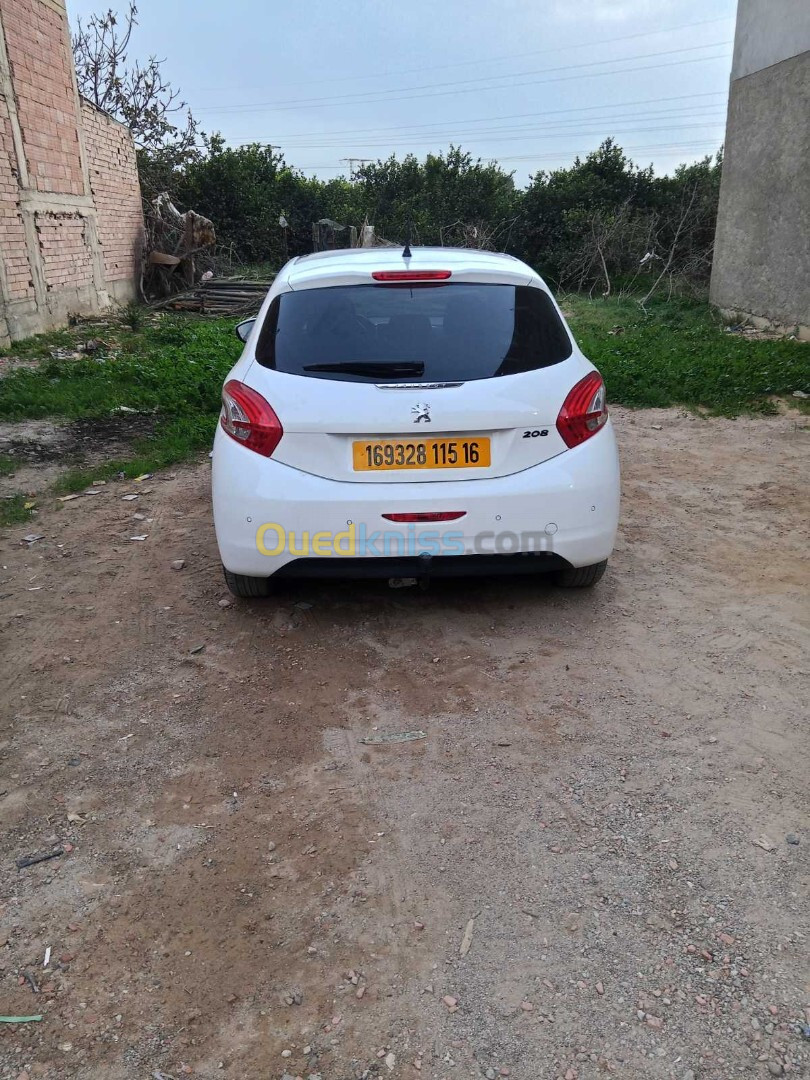 Peugeot 208 2015 208