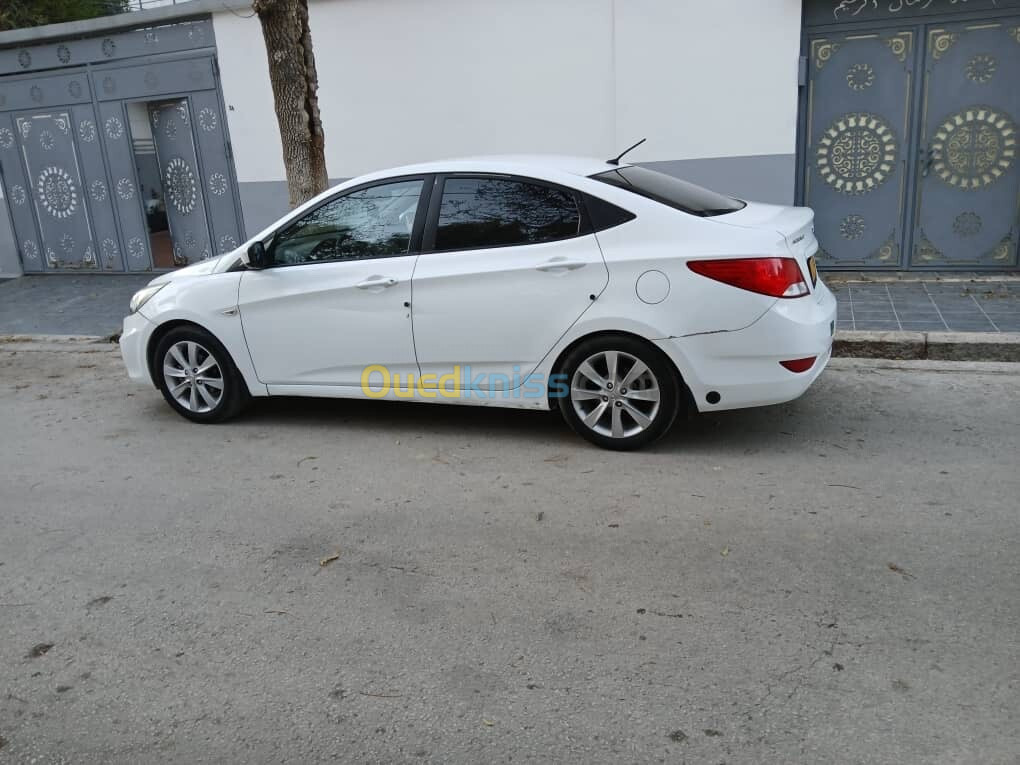 Hyundai Accent RB  5 portes 2017 