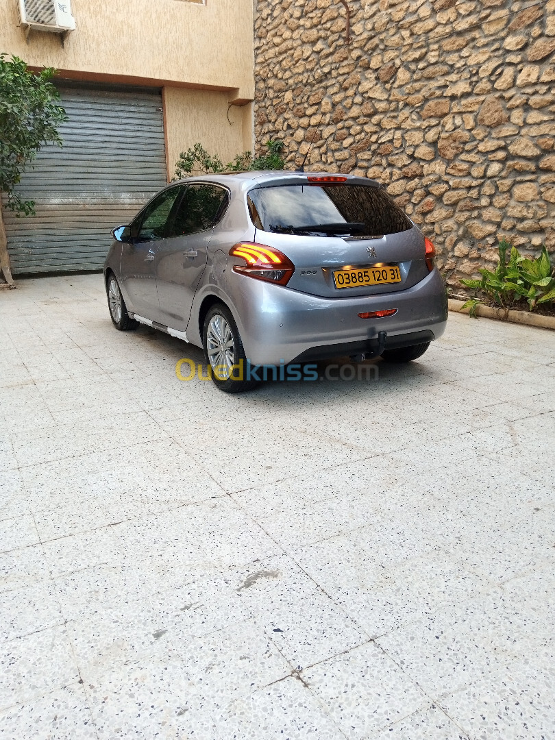 Peugeot 208 2020 Allure Facelift