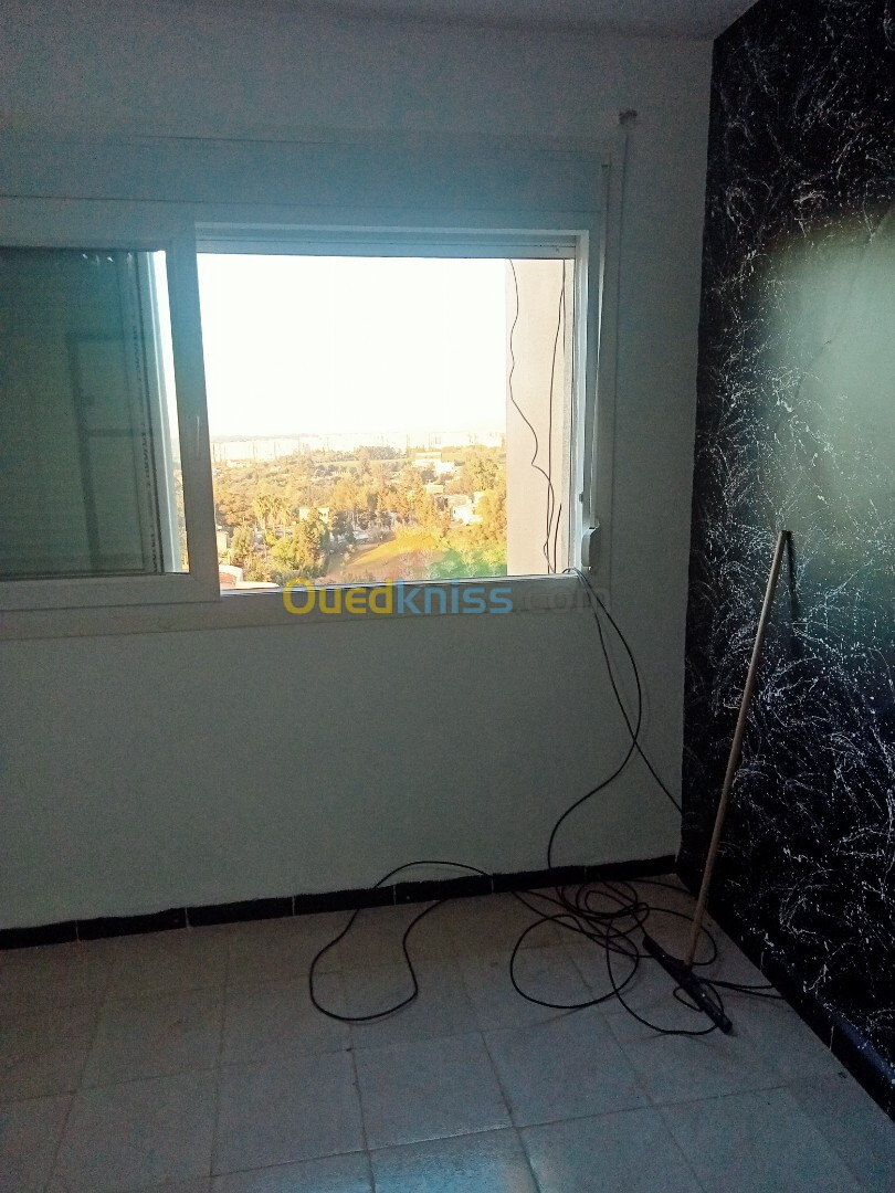 Location Appartement F3 Alger Souidania