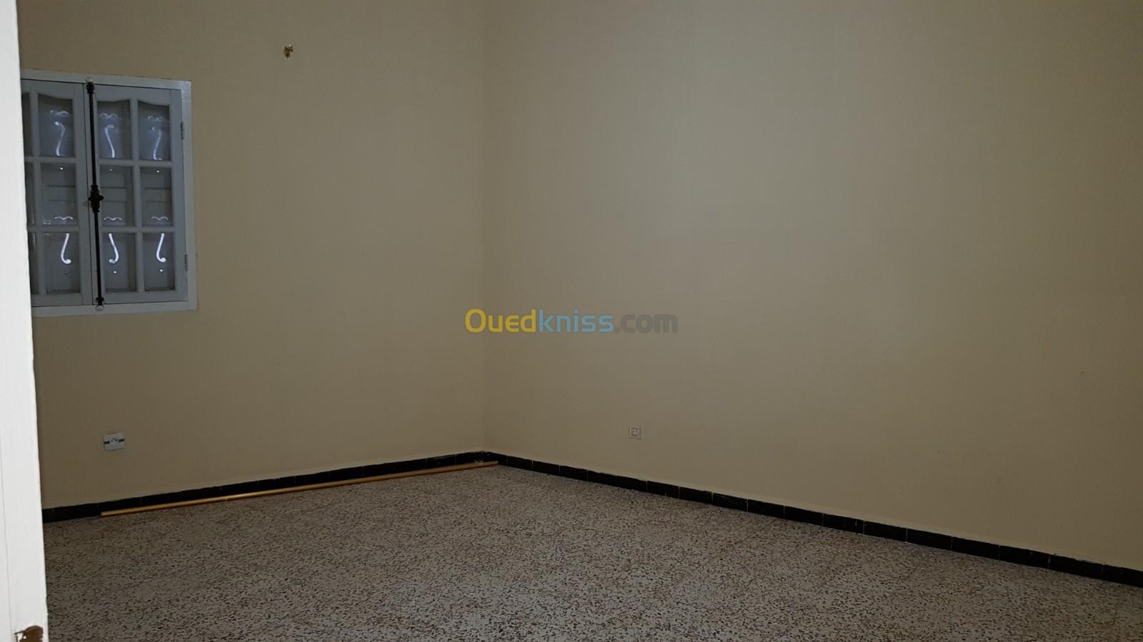 Location Niveau De Villa F3 Alger Khraissia