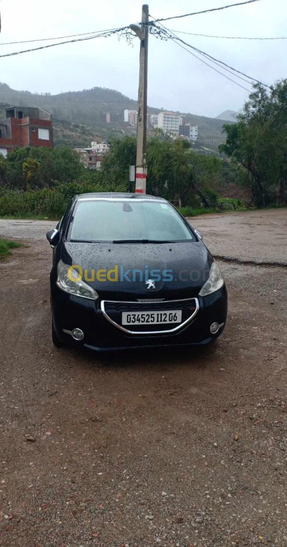 Peugeot 208 2012 Allure