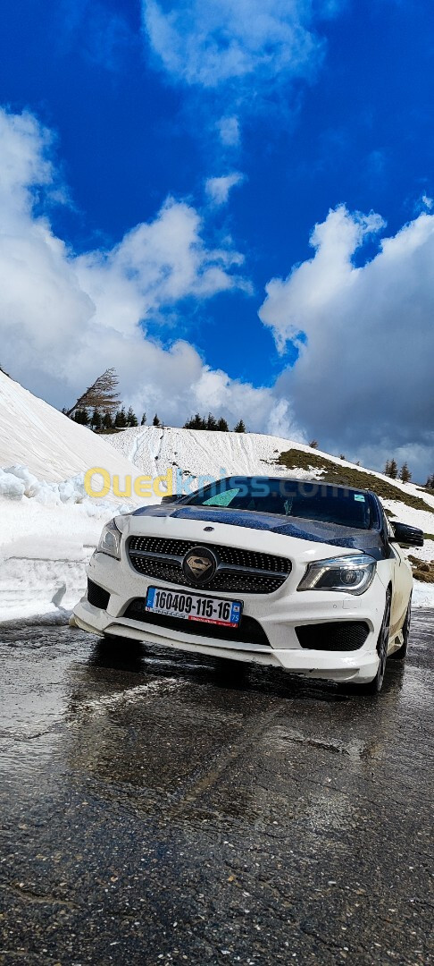 Mercedes CLA 2015 Coupé Exclusif + AMG 