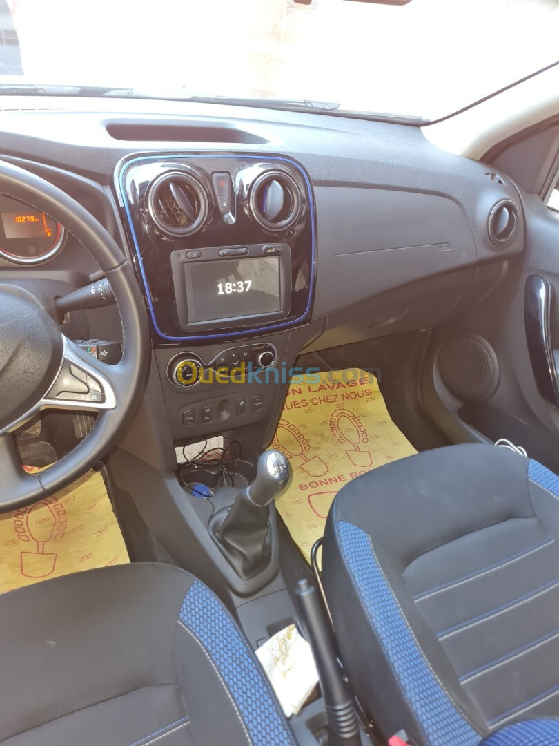 Dacia Stepway 2023 Sandiro