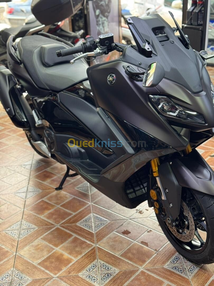 YAMAHA TMAX 562 TECH MAX 2024