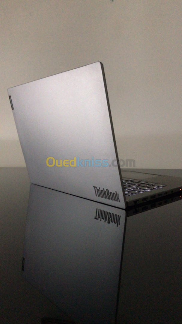 LENOVO - ThinkBook 14-IIL i7-1065G7 / 16 Go / 512 Go SSD 14"