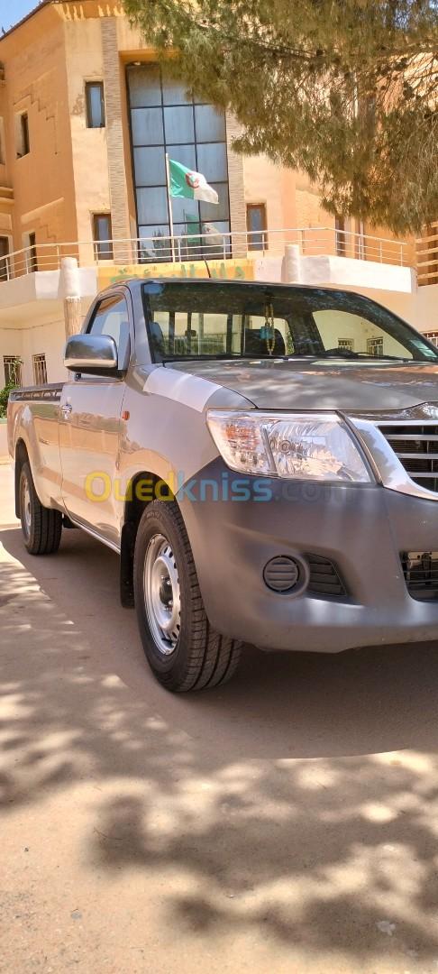 Toyota Hilux 2017 LEGEND DC 4x2